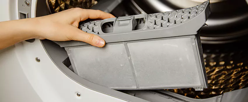 Signs Of A Clogged Dryer Lint Trap in Marion, Illinois